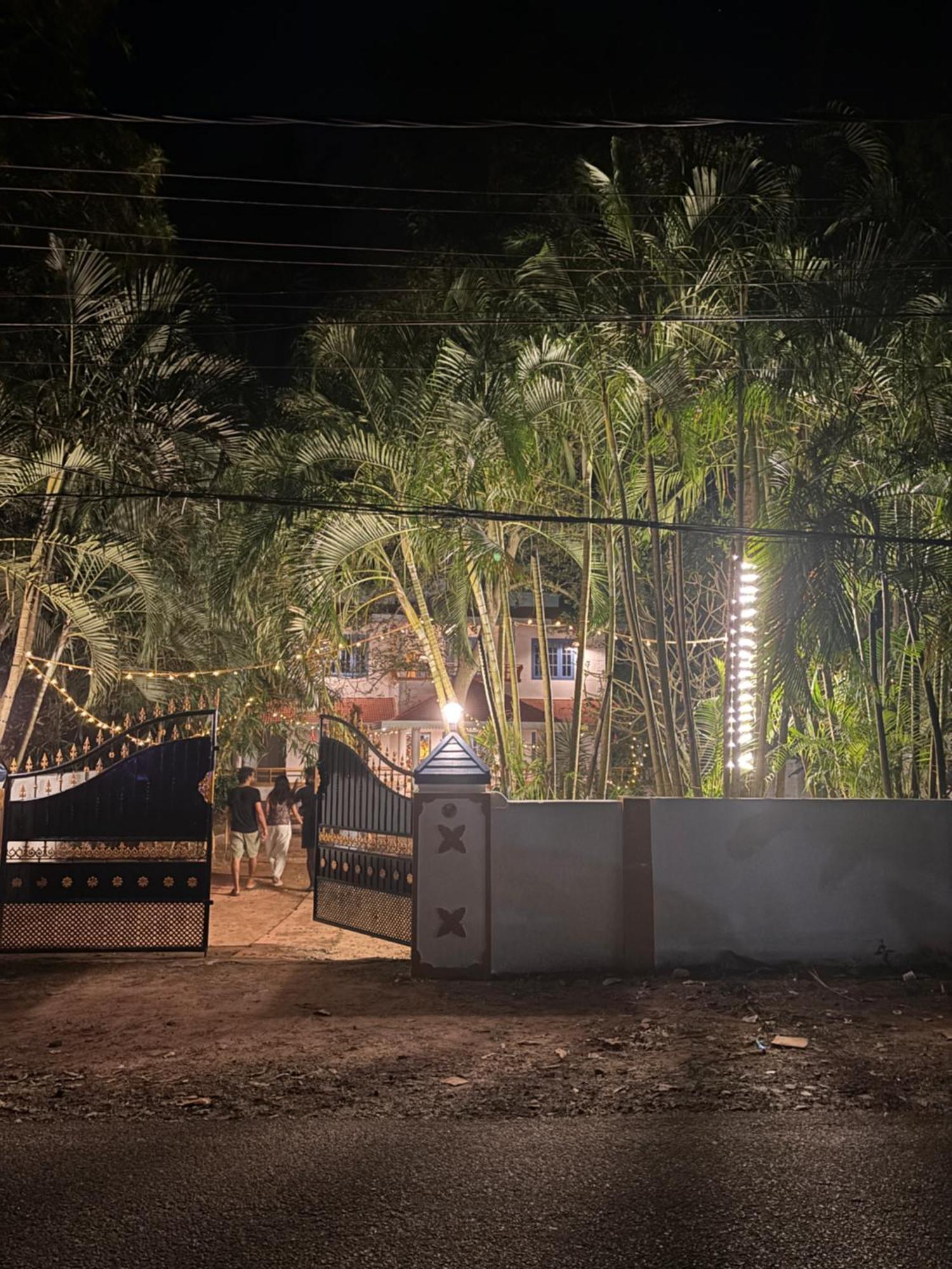 Barefoot Hostels, Varkala Exterior photo