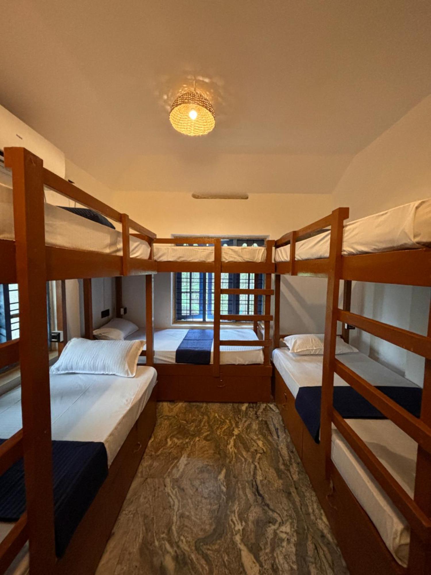 Barefoot Hostels, Varkala Exterior photo