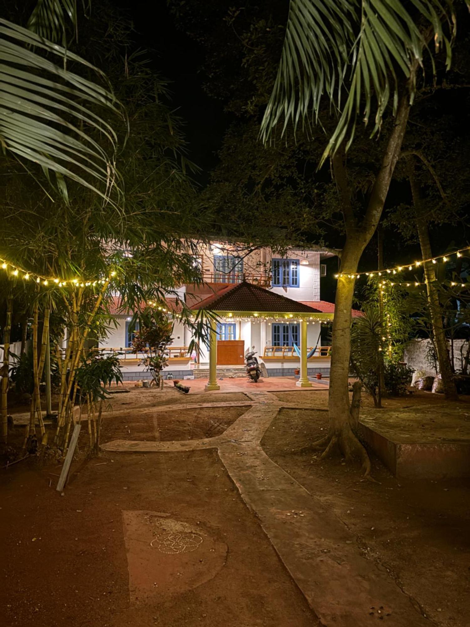 Barefoot Hostels, Varkala Exterior photo